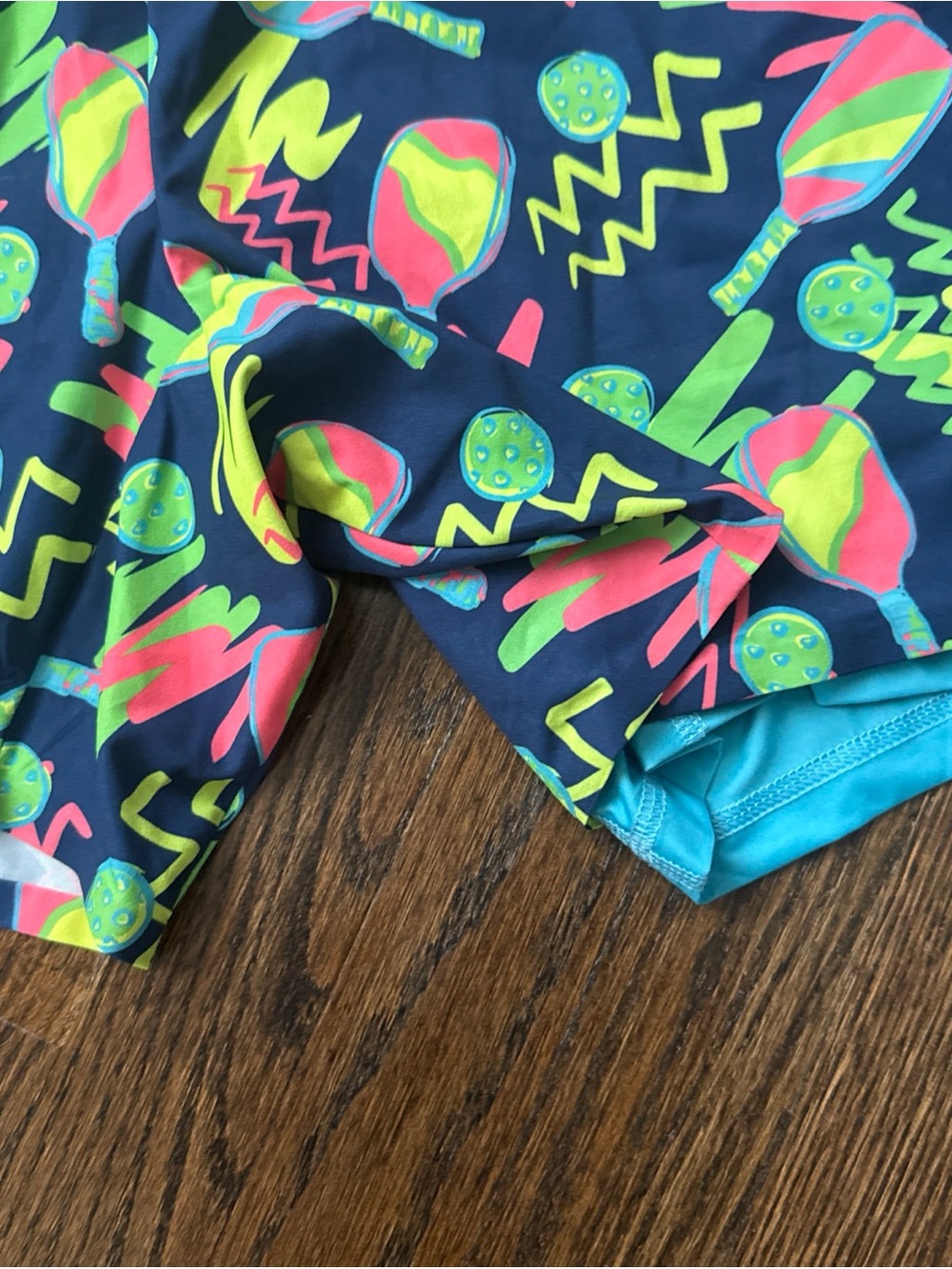 Chubbies Men’s Pickleball Shorts Gym Neon 5.5” Inseam - Picture 2 of 4